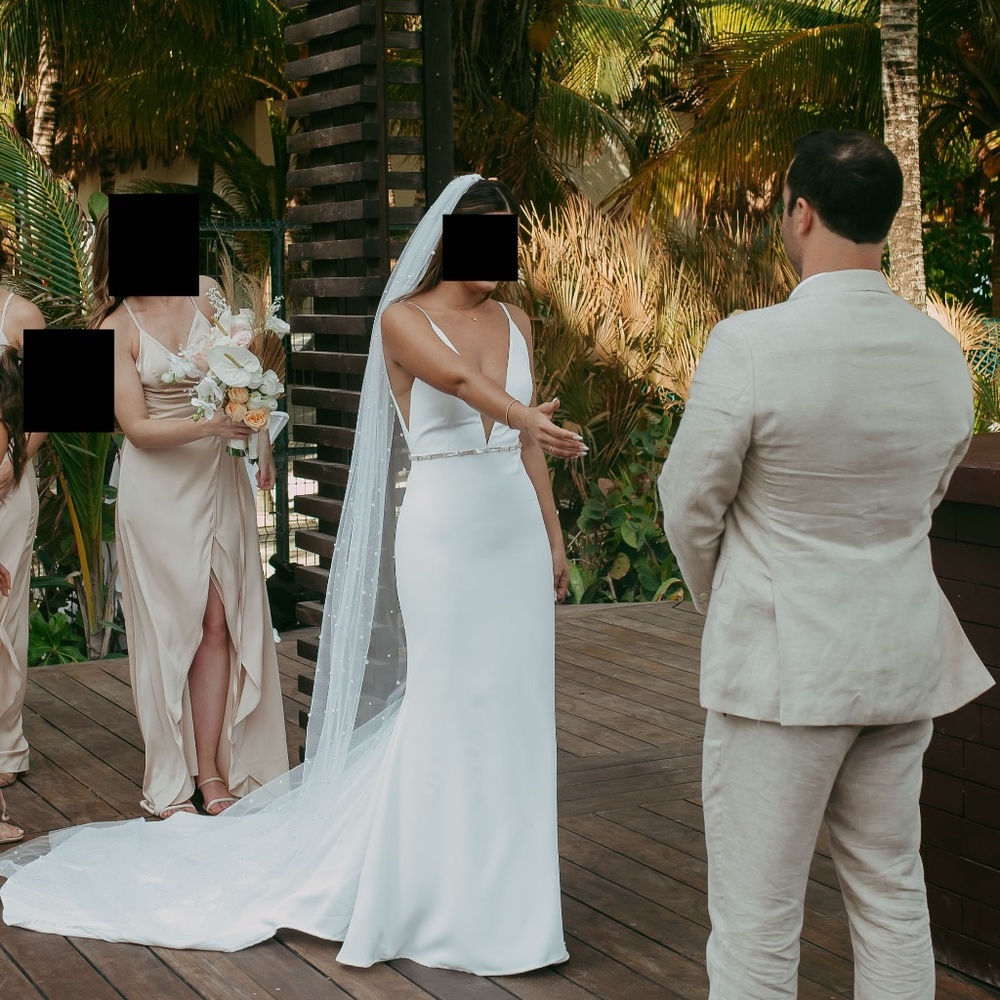 Alyssa Kristin Emerson Size 4